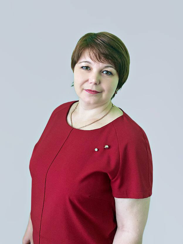 Саратовцева Елена  Владимировна.